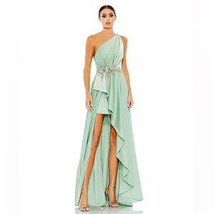 $598 MAC DUGGAL Women's Embellished One Shoulder Asymmetrical Gown size 10